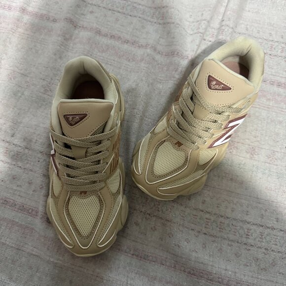 New Balance 9060 GS Cream Bone Sparrow Sports Sneaker - Picture 2 of 9